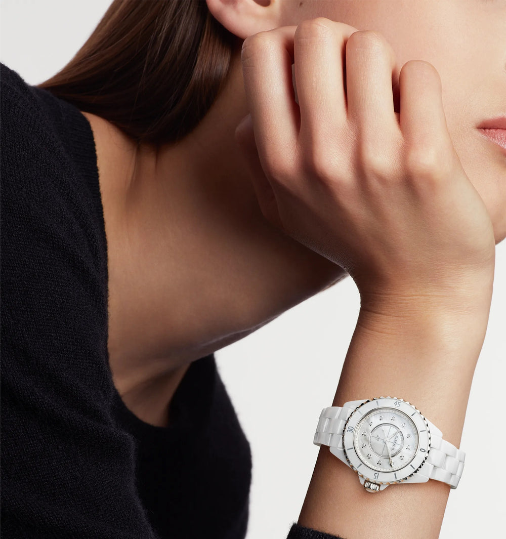 Montre Chanel J12, 33 mm - H10472