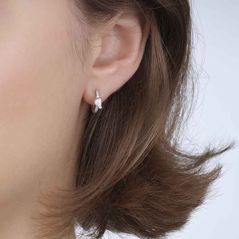 Boucle d'oreille Repossi serti sur vide en or blanc - EHA3ADWG00000