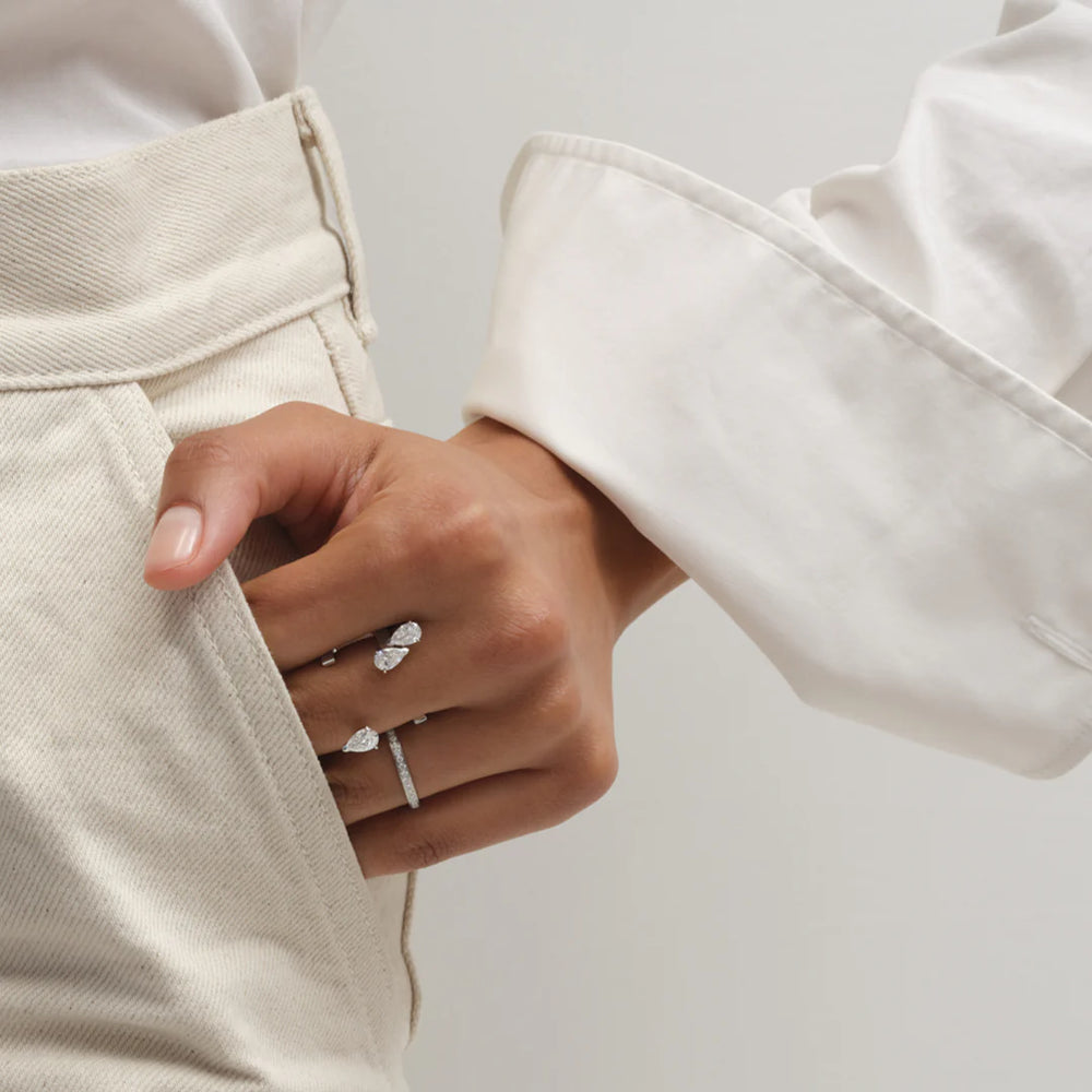 Bague serti sur vide en or blanc avec 3 diamants taille poire - RSV1FAWG00000