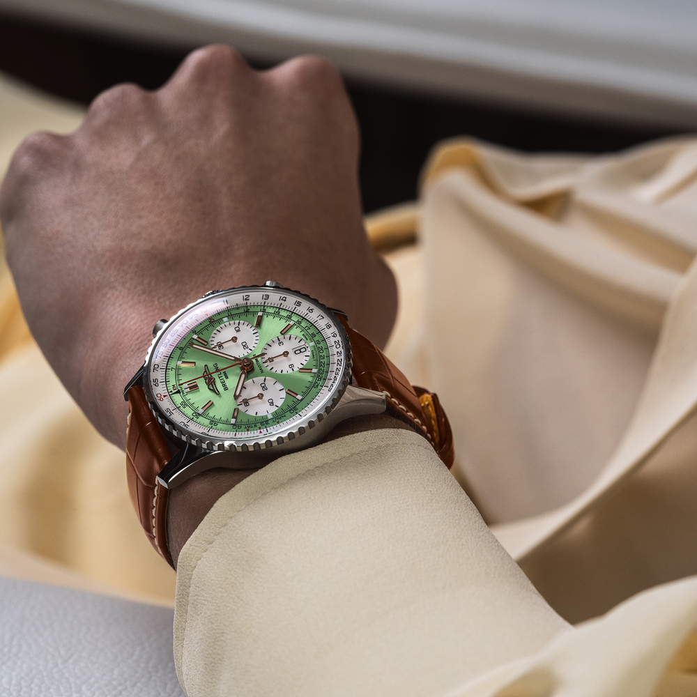 NAVITIMER B01 CHRONOGRAPH 41 - AB0139211L1P1