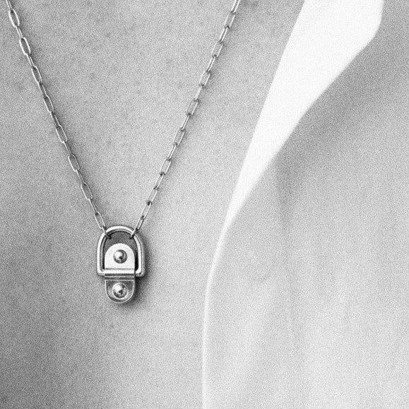 Collier Rivet - FSJ661